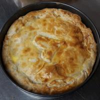 Koken_door_mannen_dinsdag_2016_-_Frank_Besters_Kippenpastei_mmm.jpg